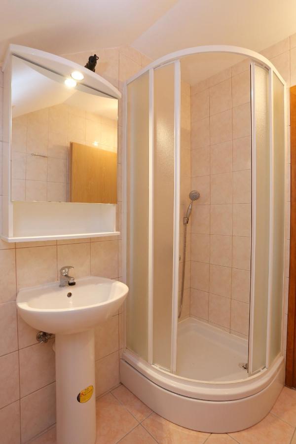 לומבארדה Apartments By The Sea Korcula - 4407 מראה חיצוני תמונה