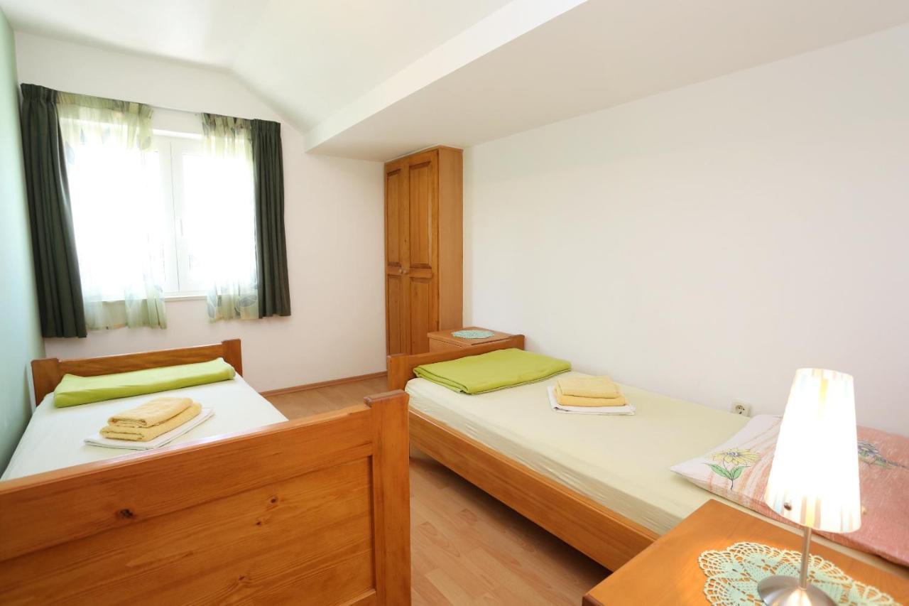 לומבארדה Apartments By The Sea Korcula - 4407 מראה חיצוני תמונה