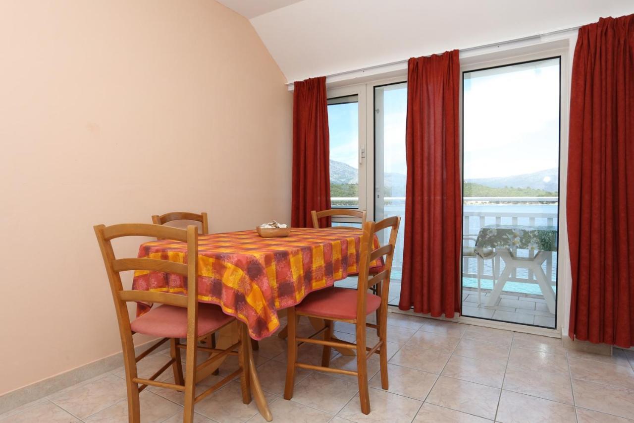 לומבארדה Apartments By The Sea Korcula - 4407 מראה חיצוני תמונה